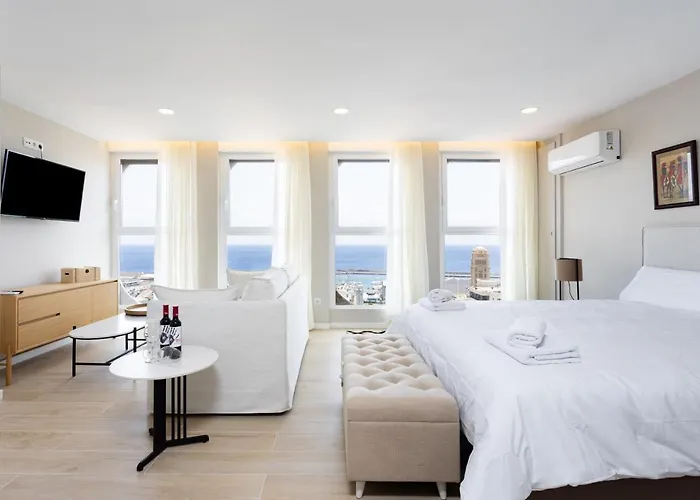Home2Book Stylish Sea Views Studio Santa Cruz